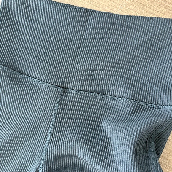 Athleta ELATION RIB CROP FLARE Black Regular XS - Picture 4 of 7